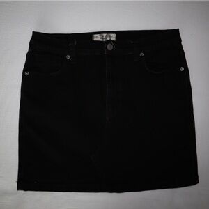 Black denim skirt - free people size 30